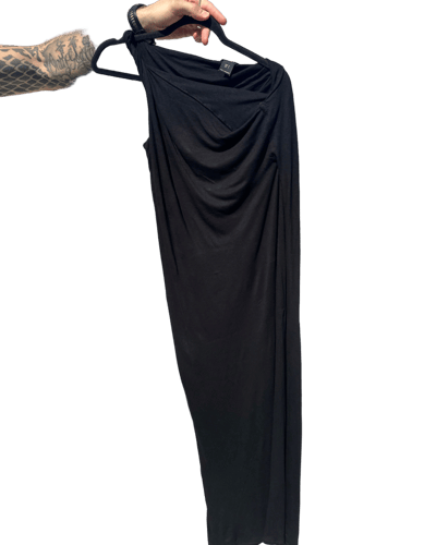 Black One-Shoulder Maxi Dress